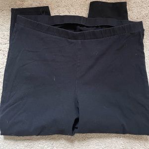 Torrid size 2 Capri length leggings